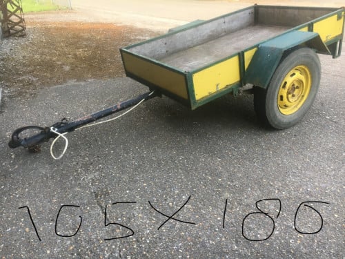 Aanhangwagen tje opknapper