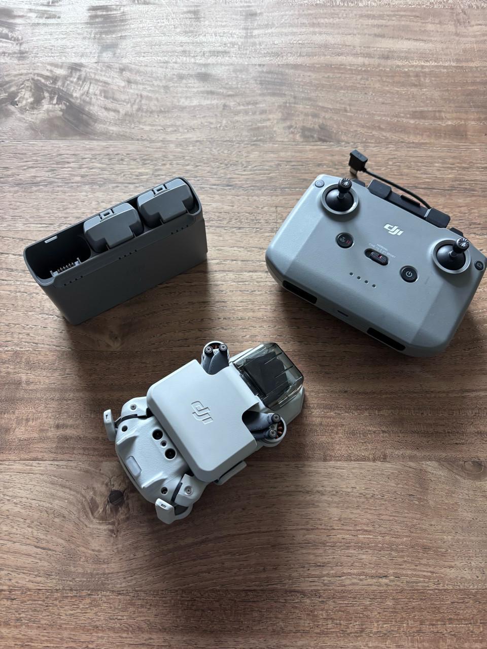 DJI Mini 2 SE drone
