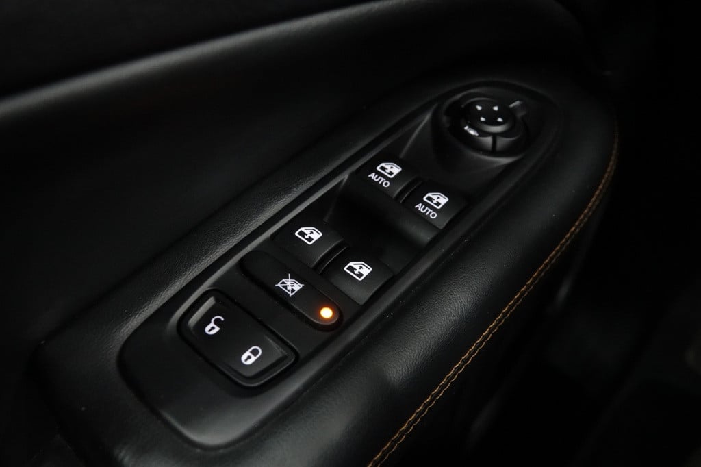 Jeep Compass 1.4 multi-air 4x4 | pano | acc | camera |