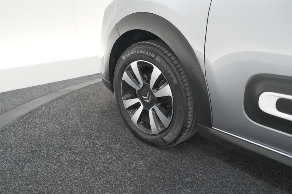 Citroen C3 puretech 83 max | camera | stoelverwarming | navigatie | parkeer