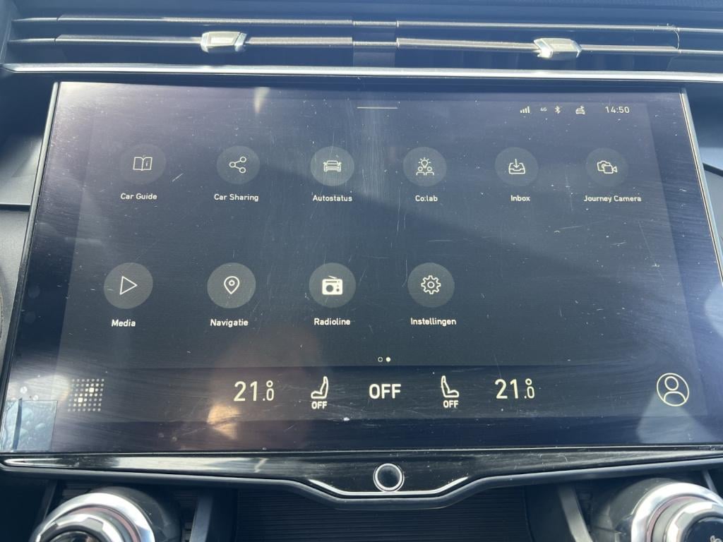 Lynk & Co 01 1.5 261pk phev plug inn hybrid , pano dak,car play, adaptive c