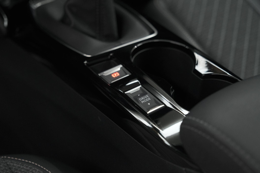 Peugeot 208 puretech 100 allure | 360 camera | adaptieve cruise control | n