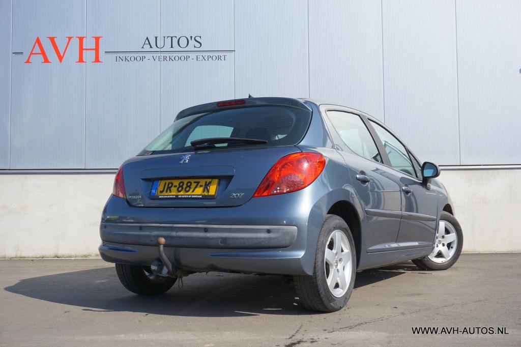 Peugeot 207 1.4-16v xr