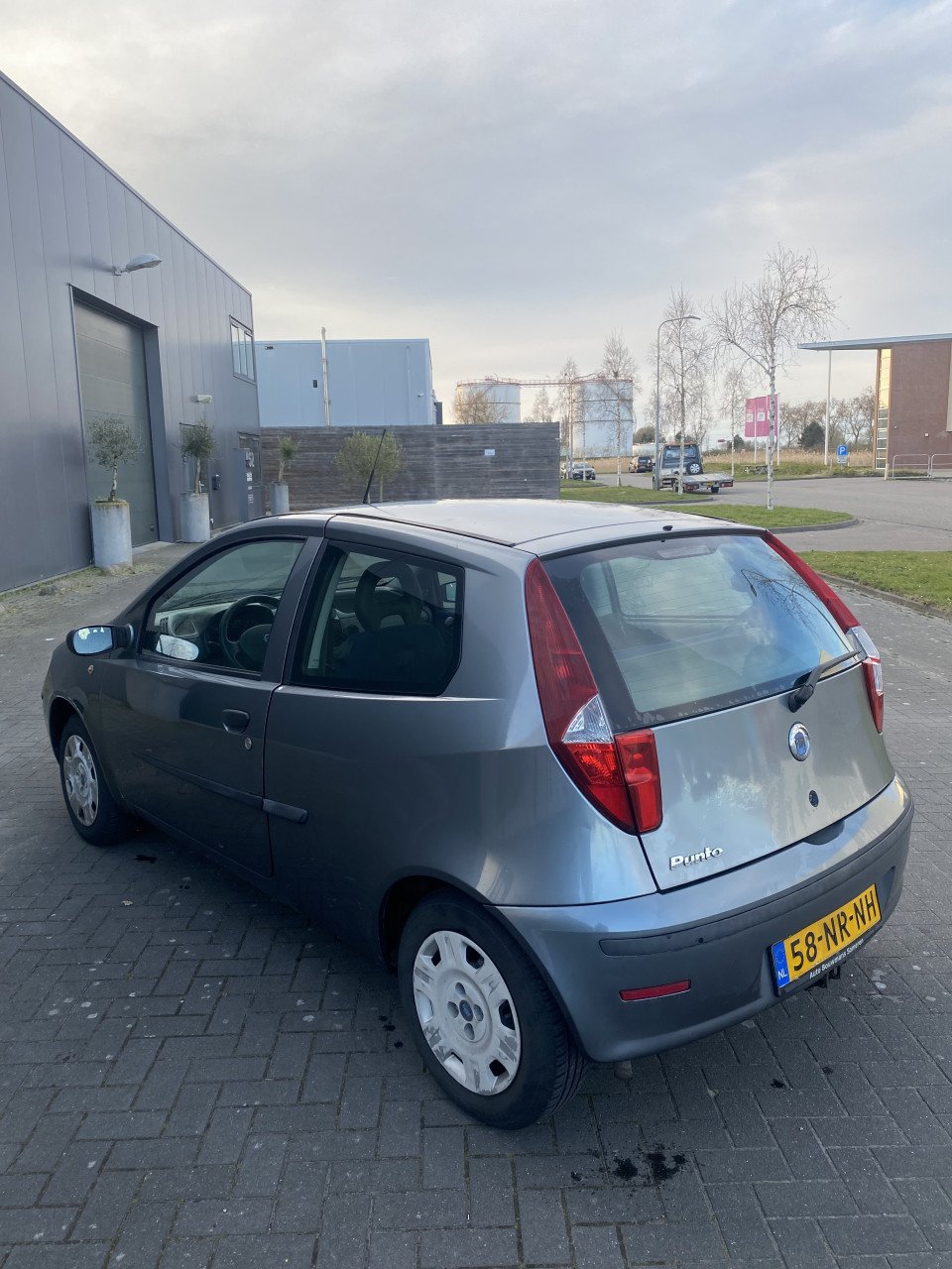 Fiat Punto 1.2 3DR 2004 Grijs | NAP