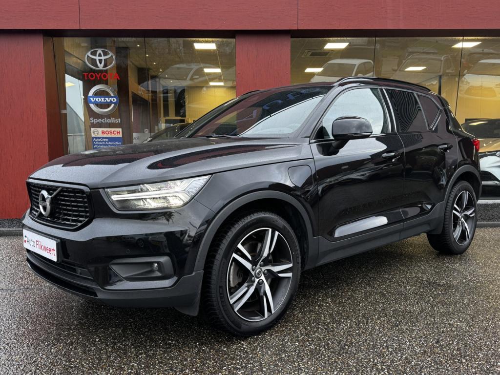 Volvo XC40 1.5 t4 recharge r-design