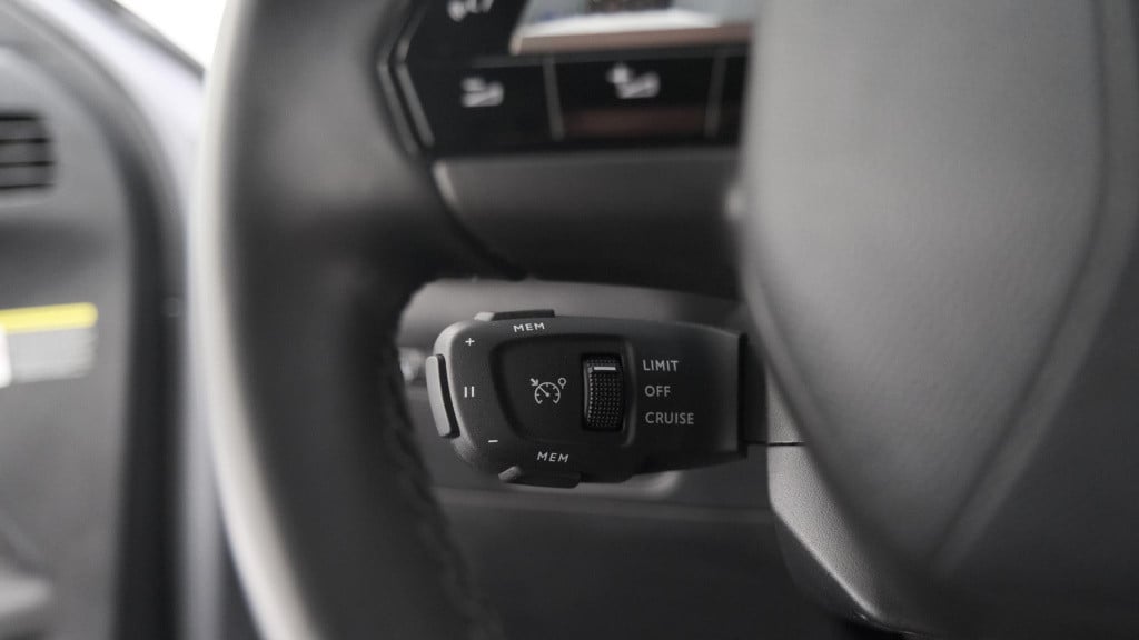 Ds Ds 3 crossback puretech 100 montmartre | parkeersensoren | apple carplay