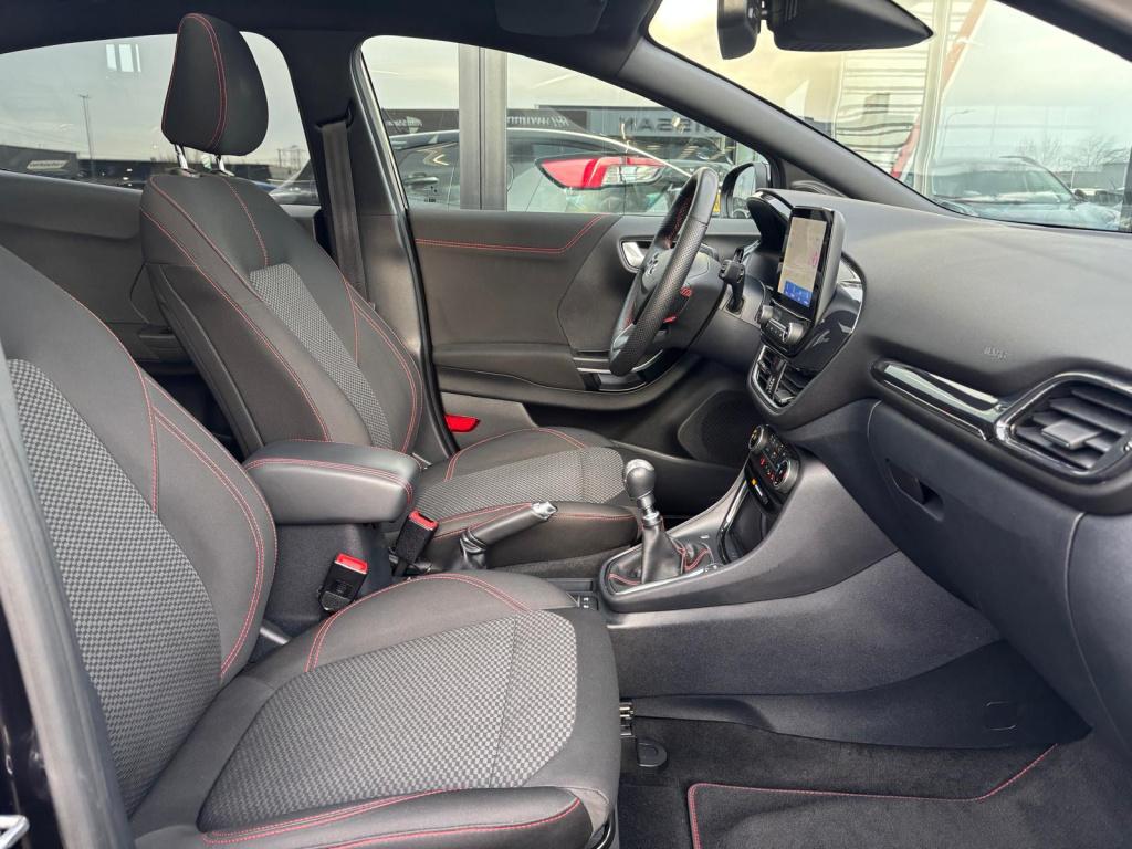 Ford Puma ecoboost 125pk st-line, winterpakket, pano, carplay