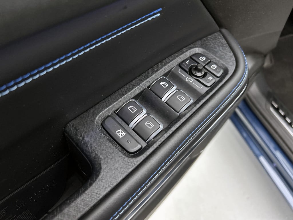 Lynk & Co 01 1.5 phev | panoramadak