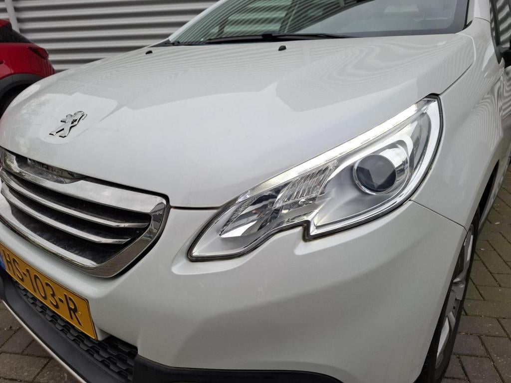 Peugeot 2008 suv 110 allure pano/clim/lmv/trekhaak