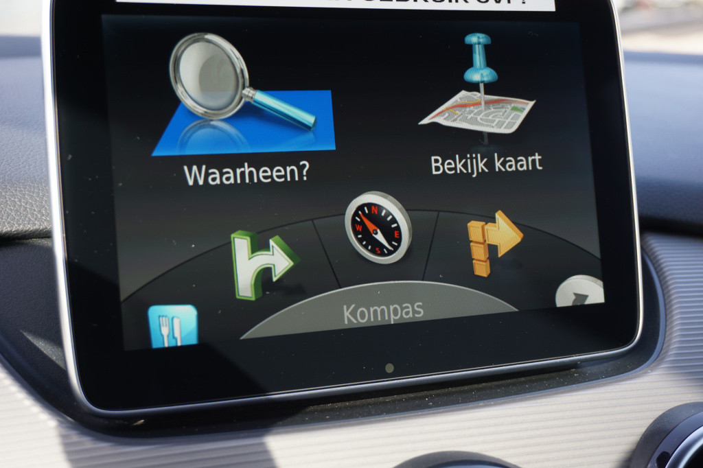 Mercedes-Benz B-Klasse 180 ambition style l facelift uitvoering l xenon l p