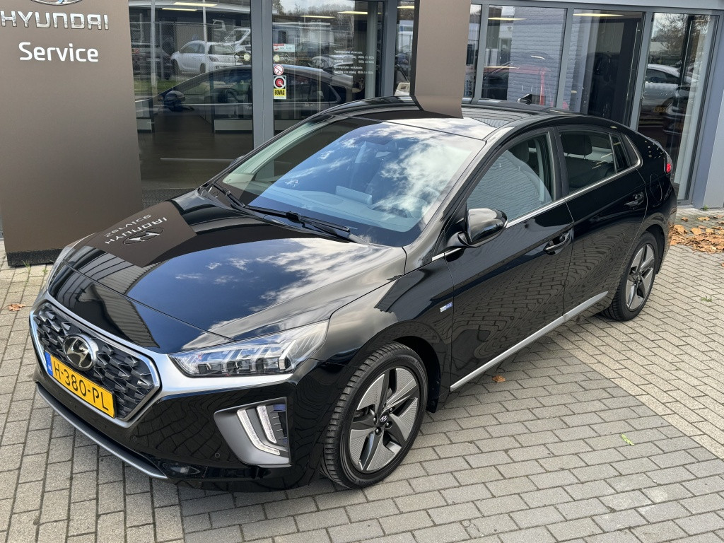 Hyundai Ioniq 1.6 gdi comfort plus | navigatie | achteruitrijcamera | cruis