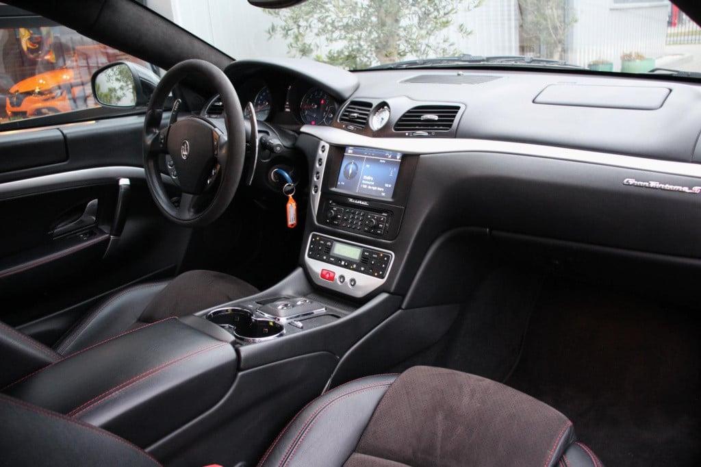 Maserati Granturismo 4.7 s mc - youngtimer - alcantara pack - xenon - nero 