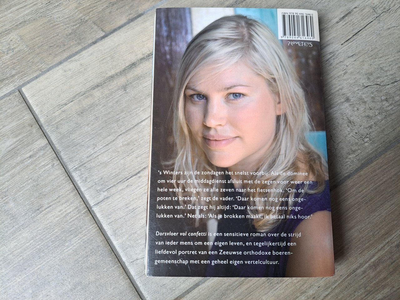 Roman Dorsvloer vol confetti van Franca Treur