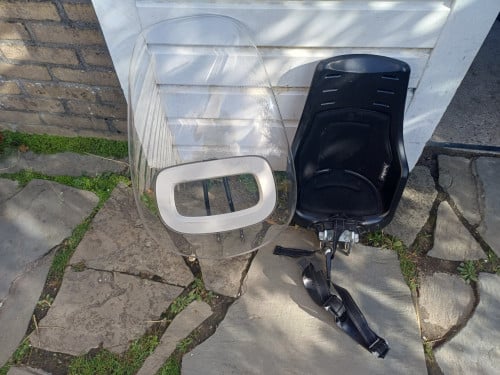 Bobike kinderzitje voor met scherm