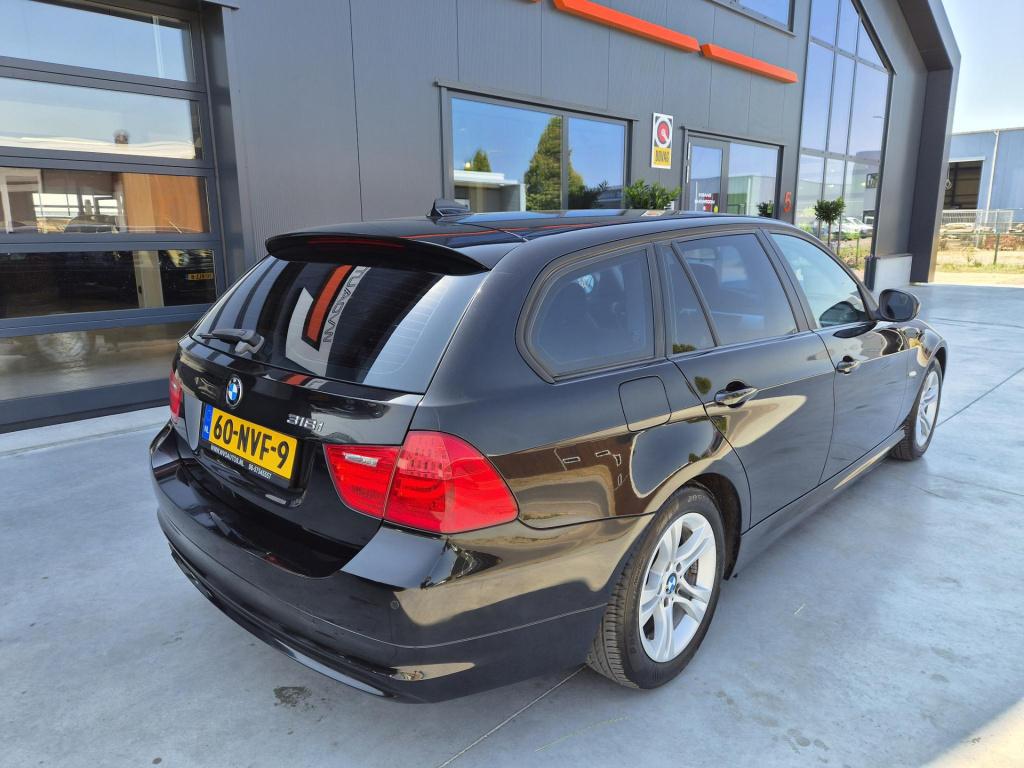 BMW 3-serie touring 318i business line style