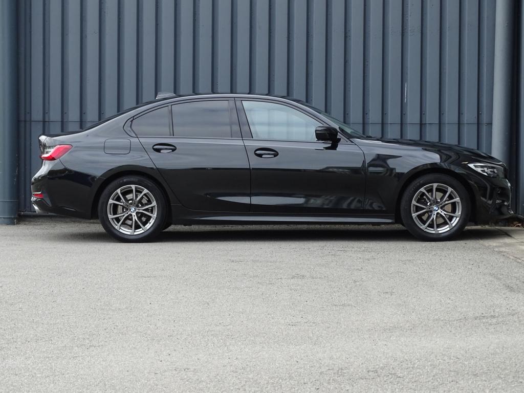 BMW 3-serie 320i high executive sportline | full led