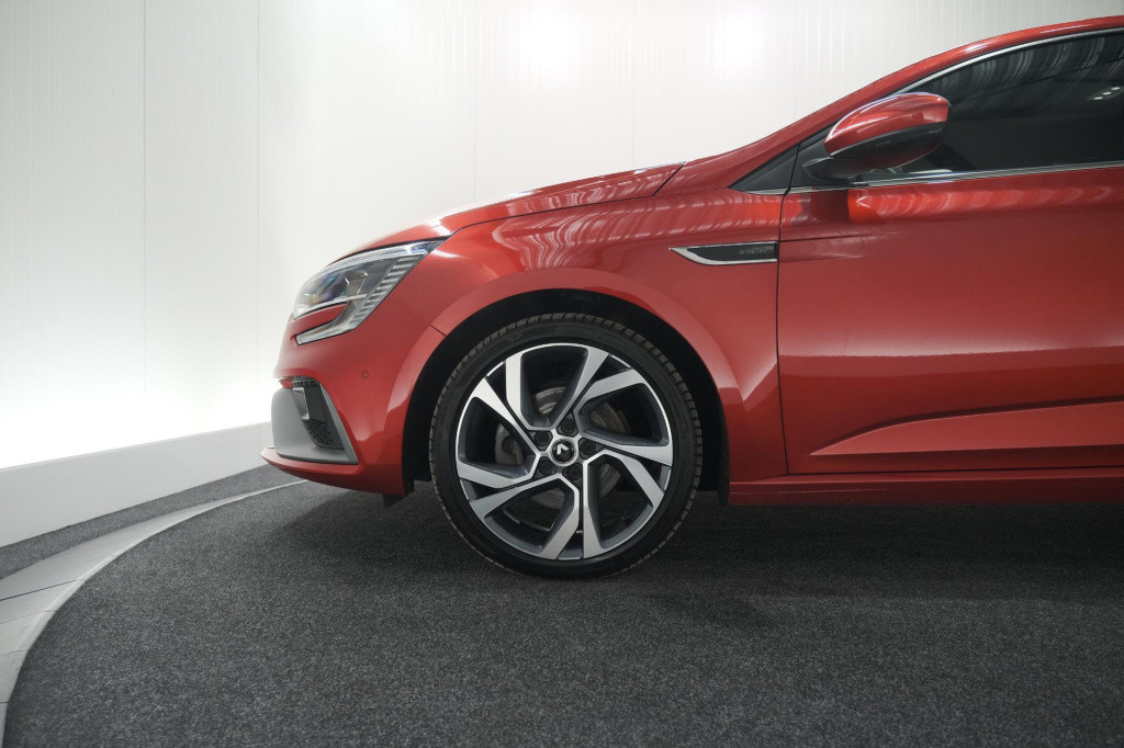 Renault Megane 1.6 plug-in hybrid 160 r.s. line | camera | head-up display 