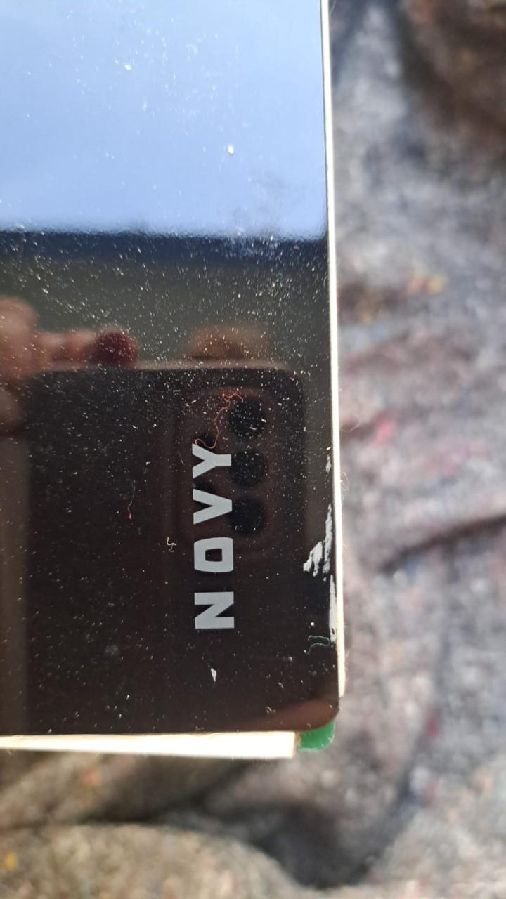 Novy inductiekookplaat met geïntegreerde afzuiging