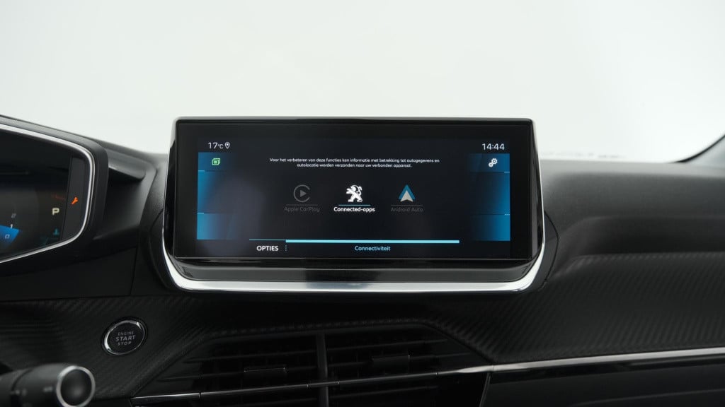 Peugeot 208 puretech 100 eat8 allure | camera | apple carplay | navigatie |