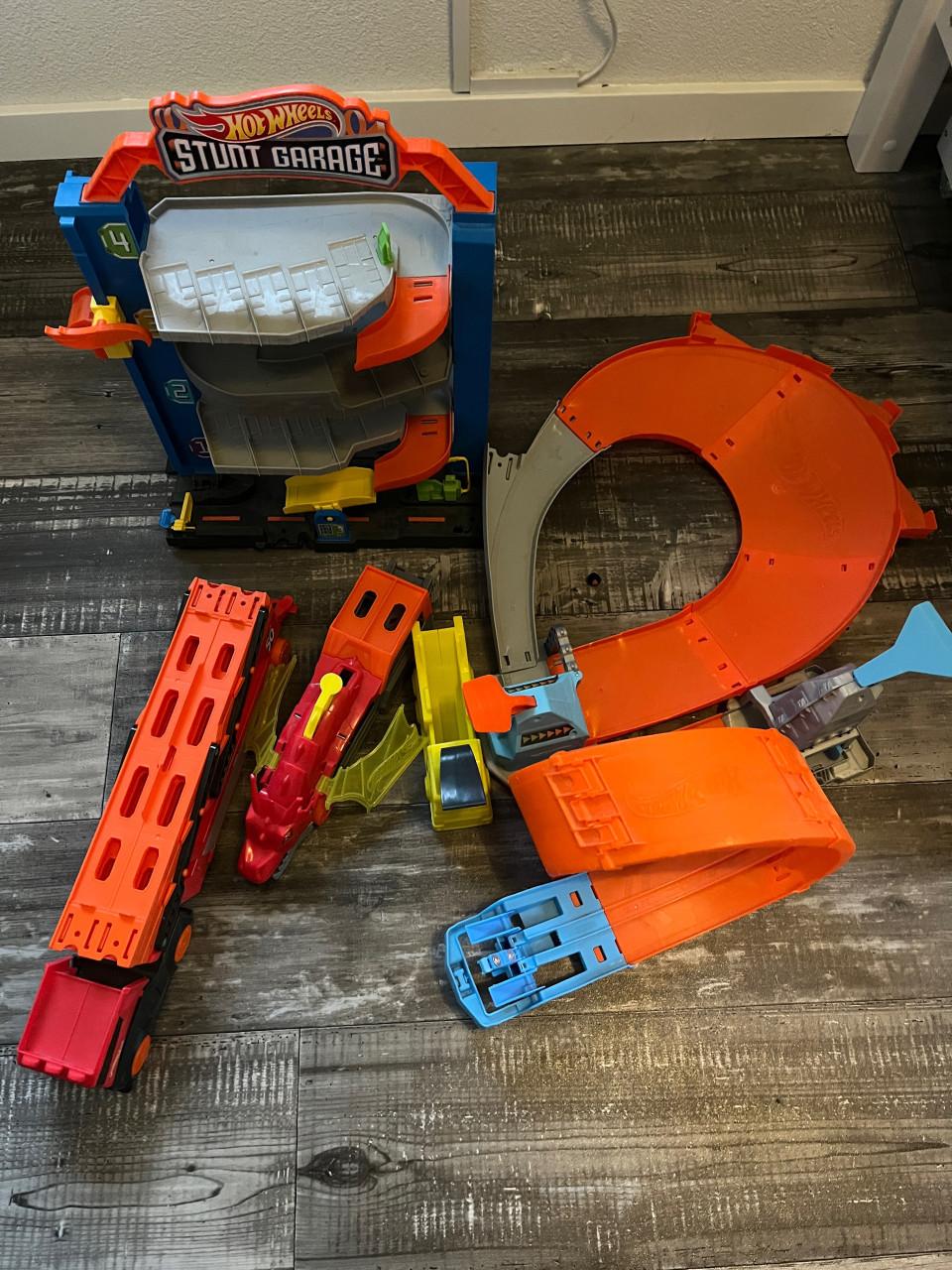 Heel veel hot wheels