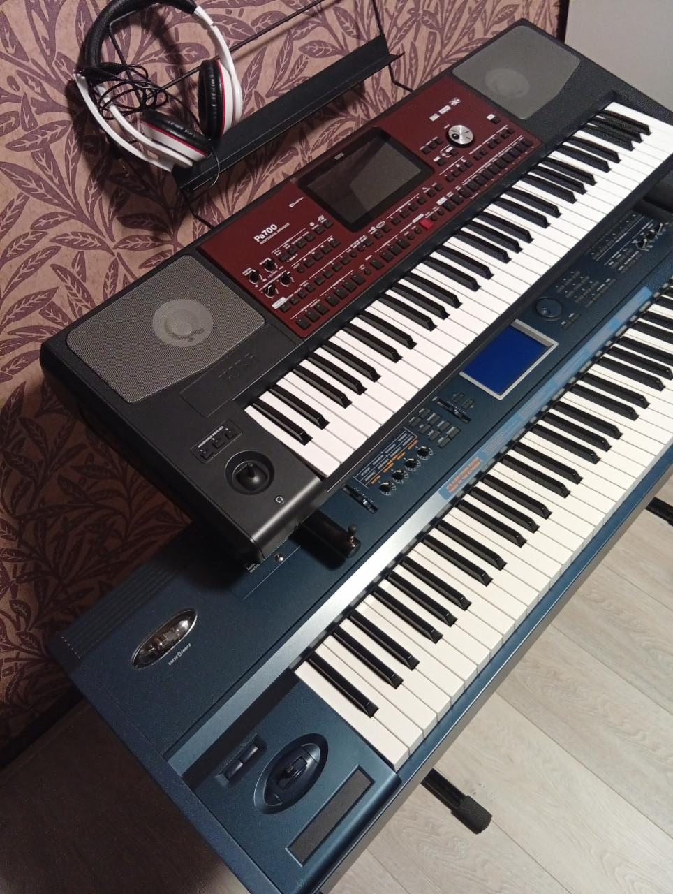 Korg keyboards (Triton Extreme en PA700)