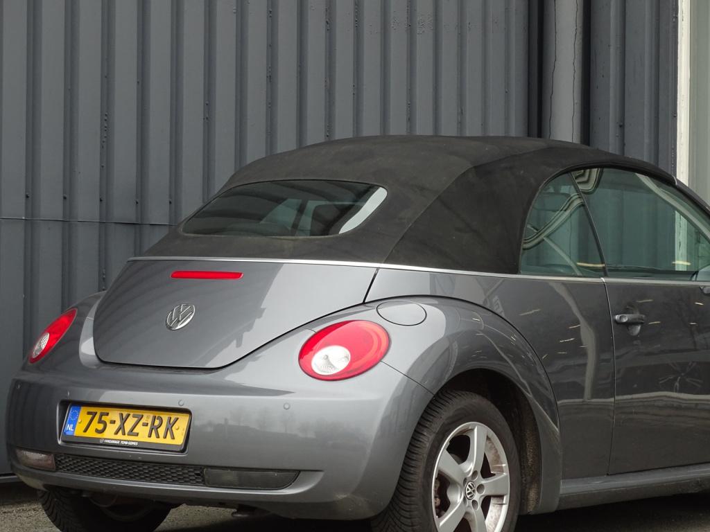 Volkswagen New Beetle cabriolet 1.6highline