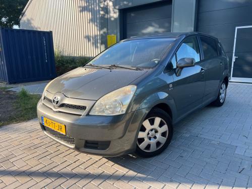 Toyota Corolla Verso 1.8 VVT-i 7 zitter