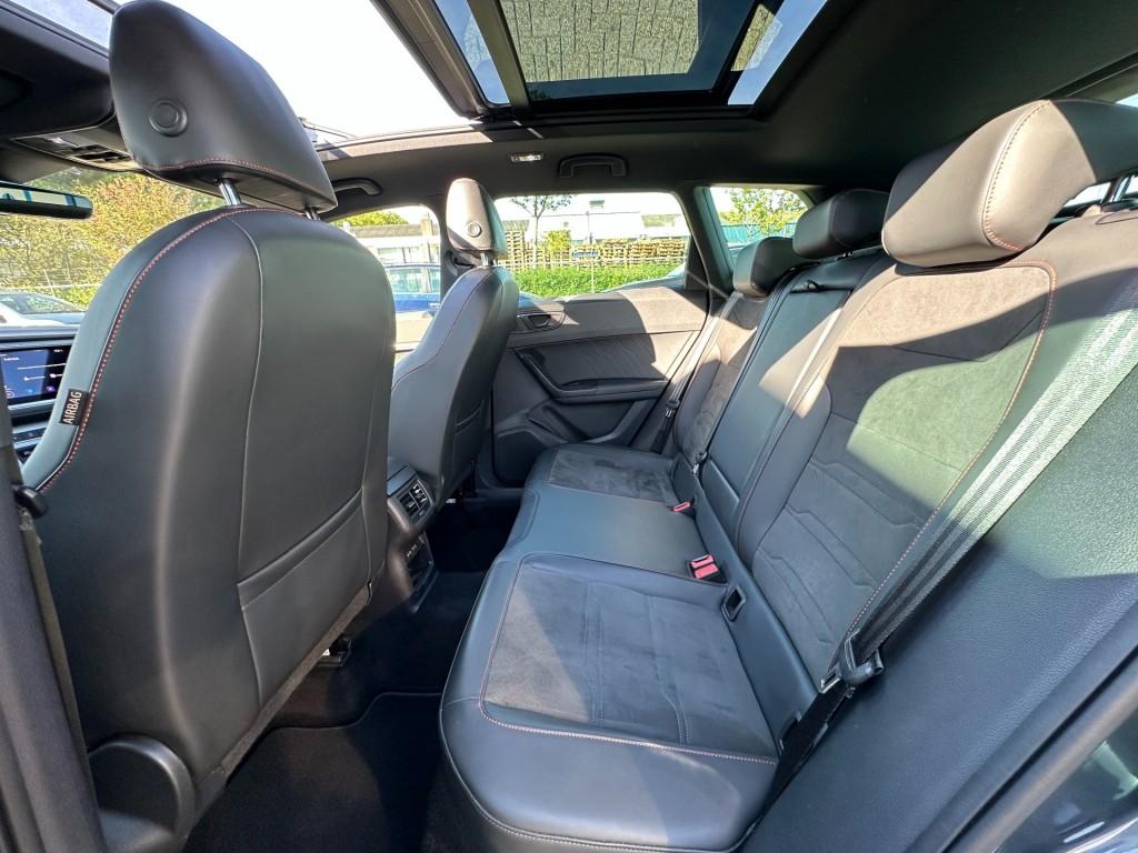 Seat Ateca 1.5 tsi fr business intense pano trekhaak 360 camera cupra velge