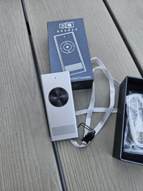 Nog nieuwe Enence Vertaalcomputer - Translator, nieuw in doos