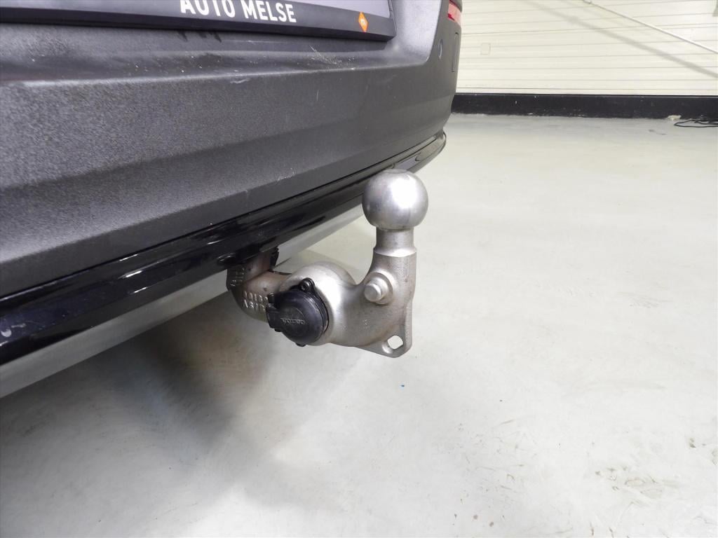 Volvo XC40 t5 plug-in hybrid 262pk aut plus dark