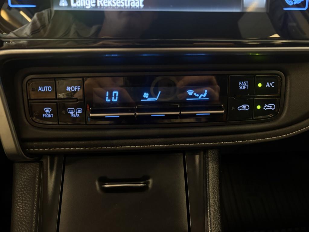 Toyota Auris 1.2t energy plus | trekhaak |
