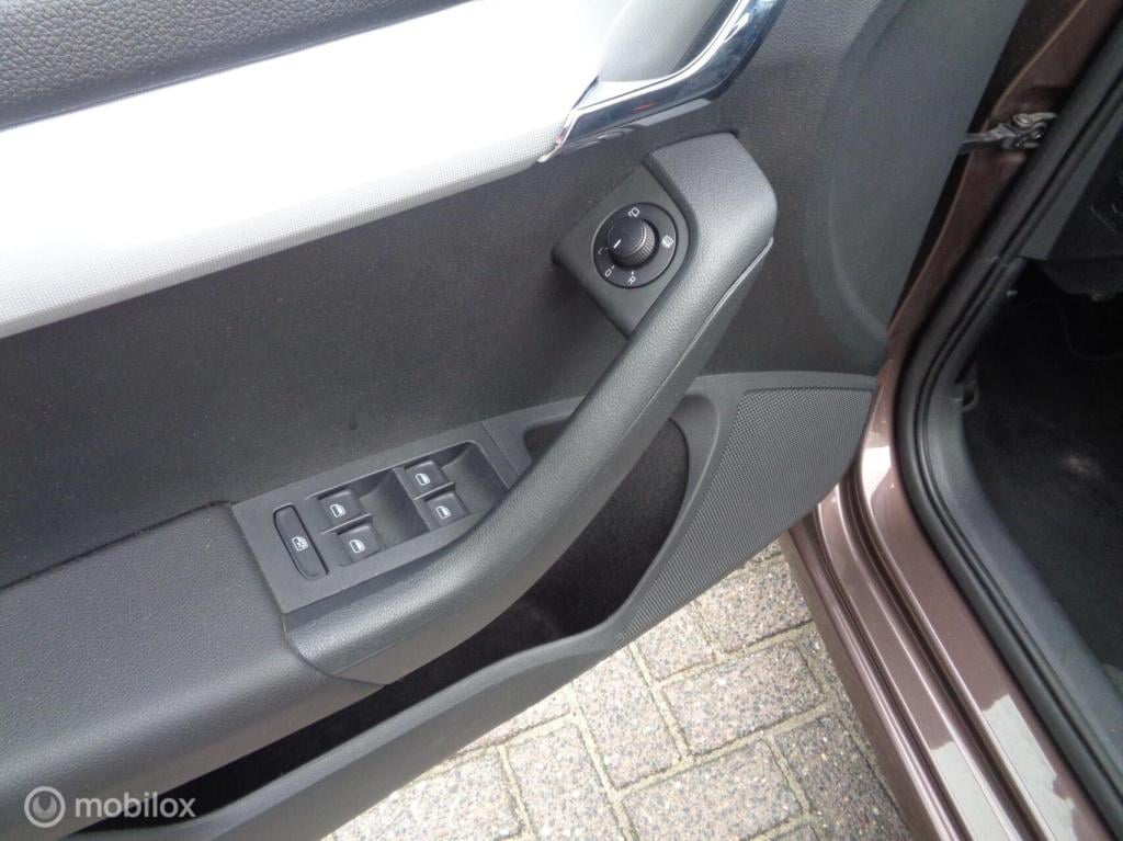 Skoda Octavia combi 1.2 tsi greentech ambition businessline/airco/ecc/pdc/c