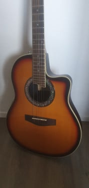 Semi akoestisch gitaar