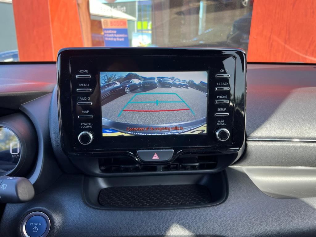 Toyota Yaris 1.5 hybrid tokyo spirit | navi | cruise | climate