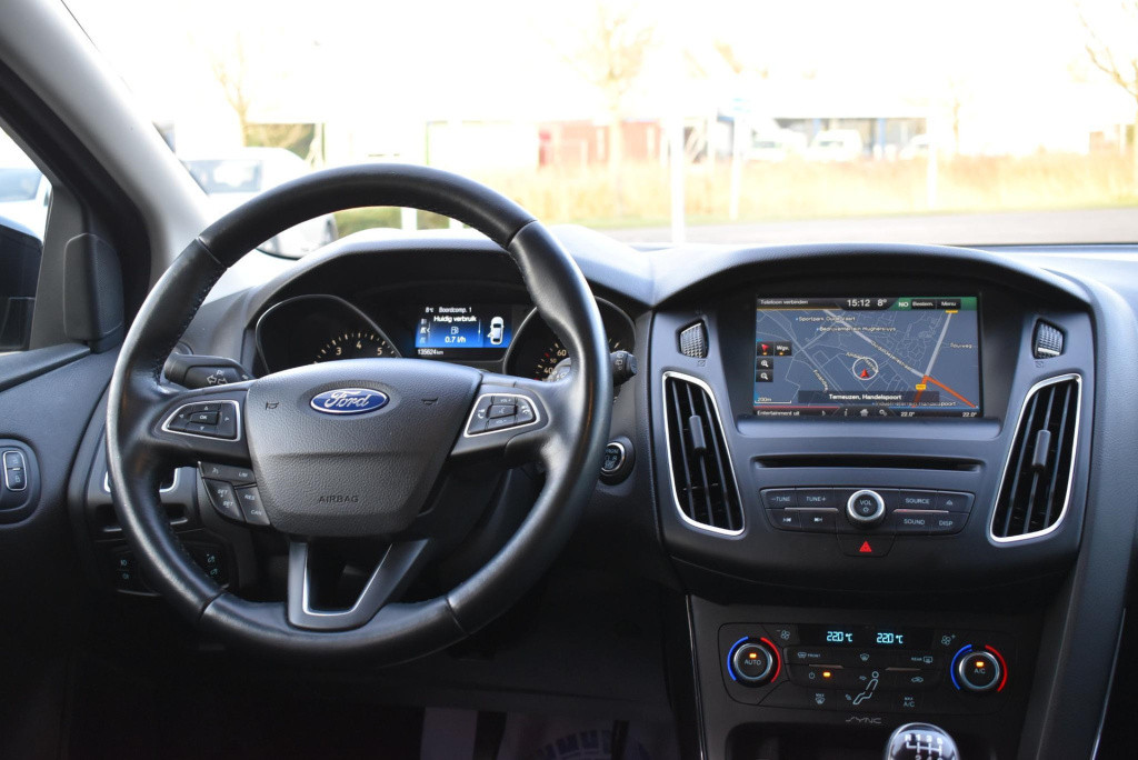 Ford Focus 1.0 titanium edition | climate control | cruise control | parkee