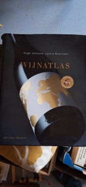 Zeer complete wijnatlas, een musthave voor de wijnliefhebber!