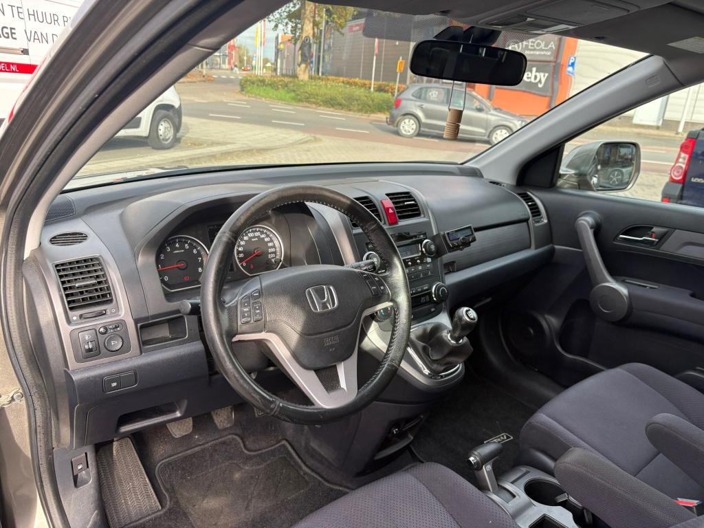 Honda CR-V 2.0i elegance
