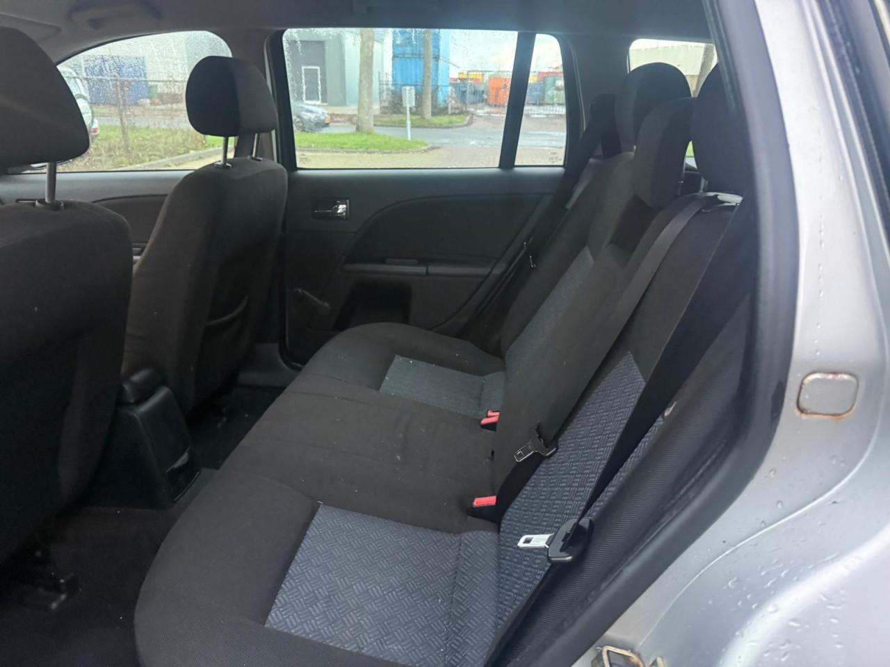 Ford Mondeo Wagon 1.8-16V Champion