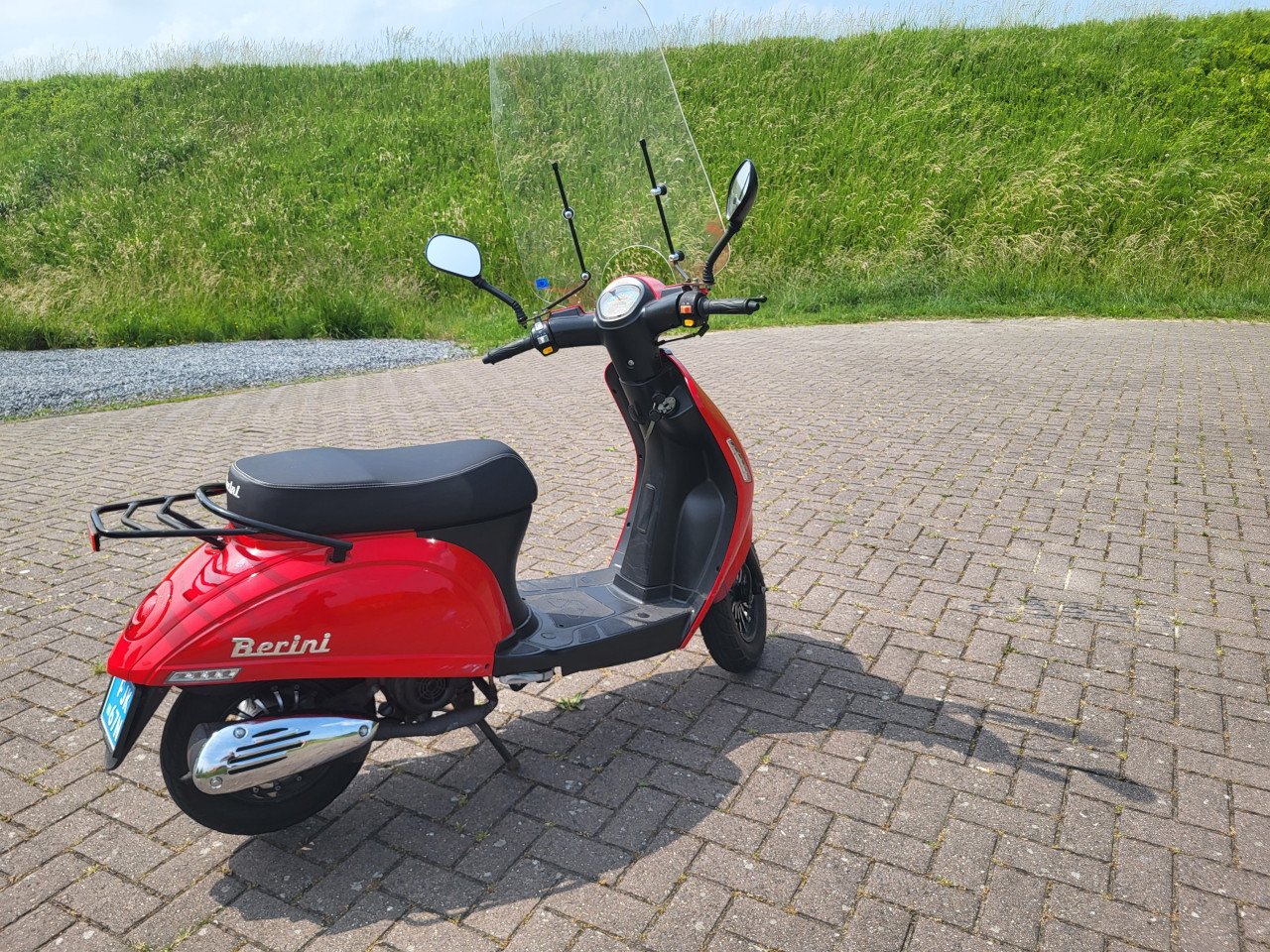 Te koop berini snorscooter