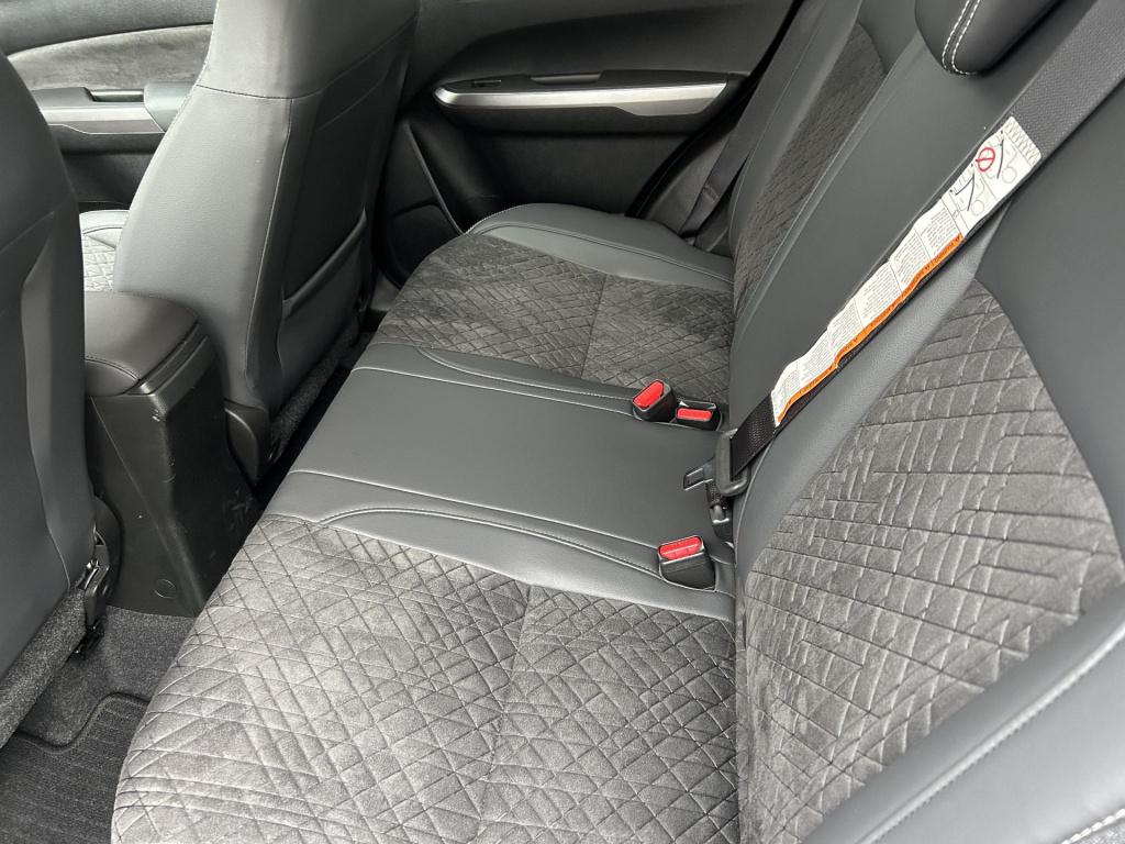 Suzuki Vitara 1.4 boosterjet style smart hybrid automaat|1500kg trekgewicht