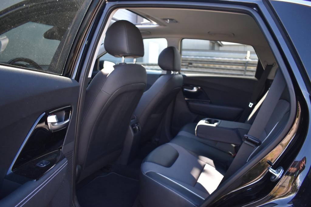 Kia E-niro dynamicplusline 64 kwh soh 100% | stoelverwarming | schuifdak | 