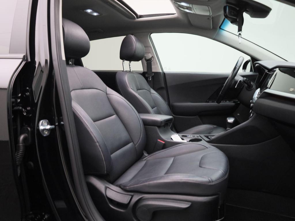 Kia Niro 1.6 gdi hybrid executiveline | automaat | parkeer sensoren | leder