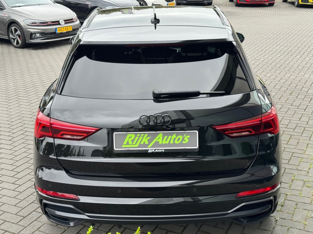 Audi Q3 35 tfsi 3x s-line * keyless * matrix led * carplay