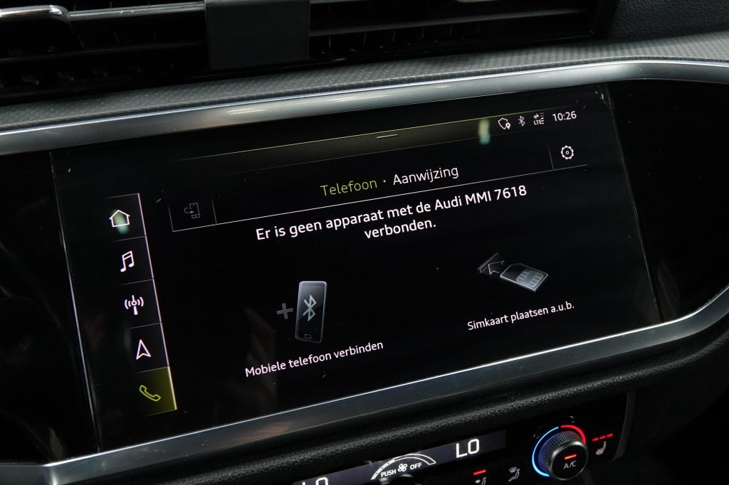 Audi Q3 35 tfsi s edition | pano | camera | stoelverw. |
