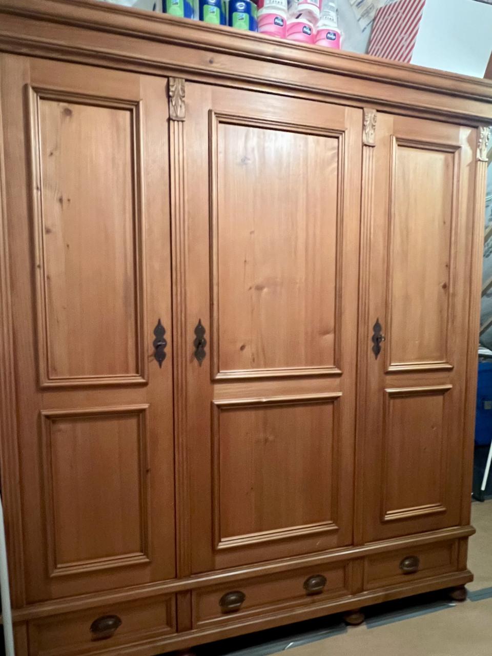 Mooie grenen kast