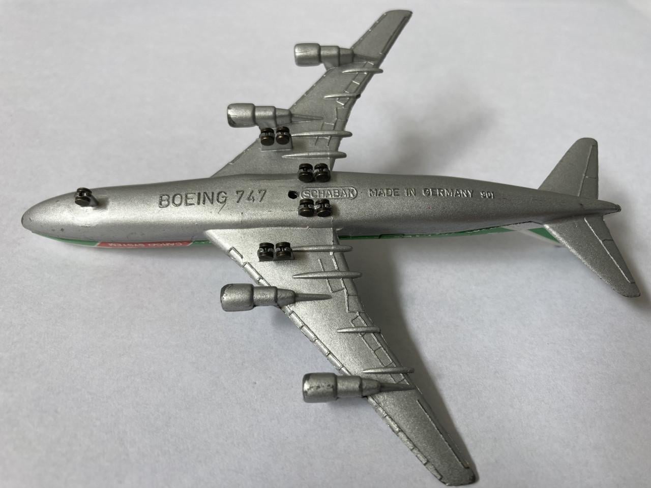 Schabak Boeing 747 Alitalia, ERTL Space Shuttle, Dinkey Toy Hawker Hunter