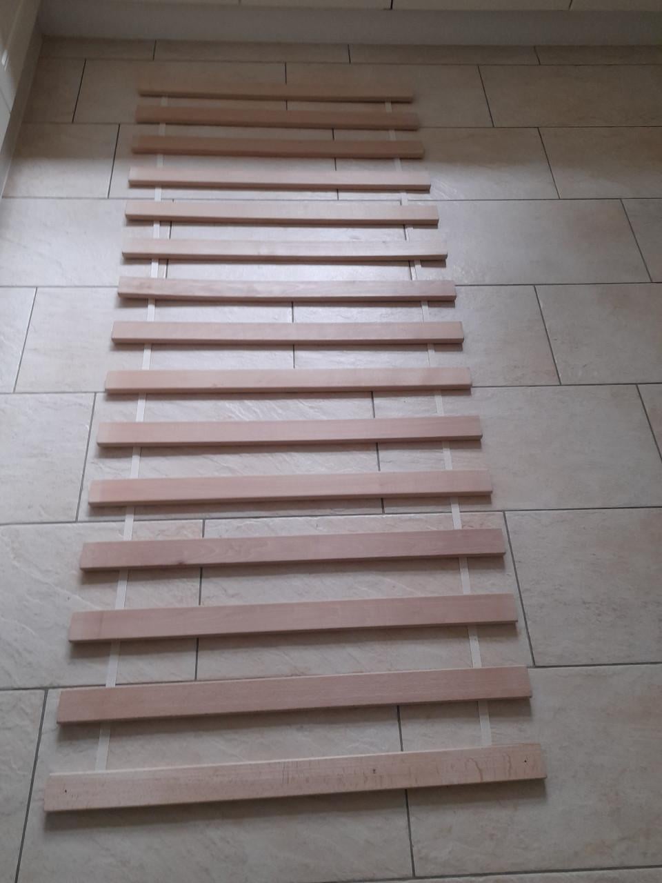 Stevige rol - Lattenbodem 90 x 200 (z.g.a.n.)