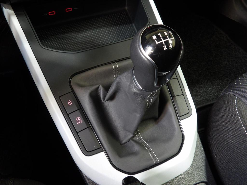 Seat Arona 1.0 tsi 95pk style business intense