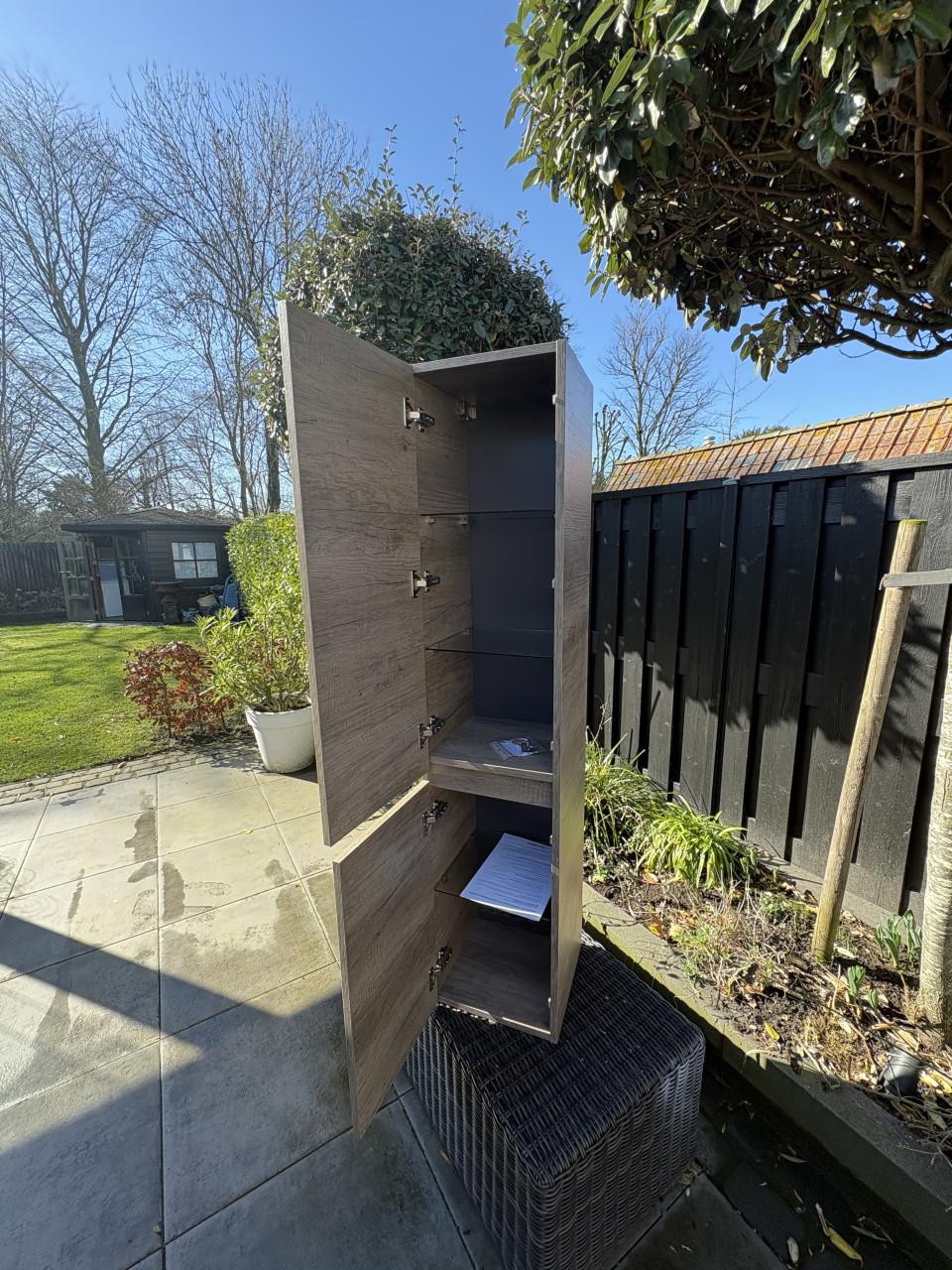 TeKoop Nieuwe kolom badkamerkast