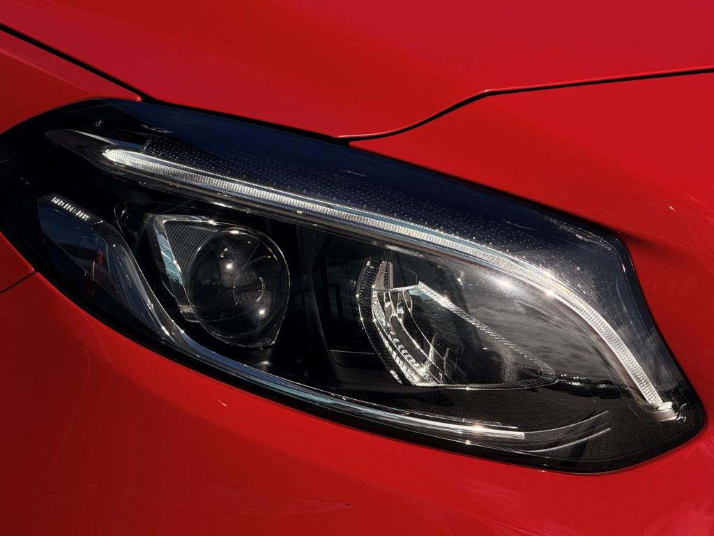 Mercedes-Benz B-Klasse b180 | navi | half leder | stoelverwarming | trekhaa